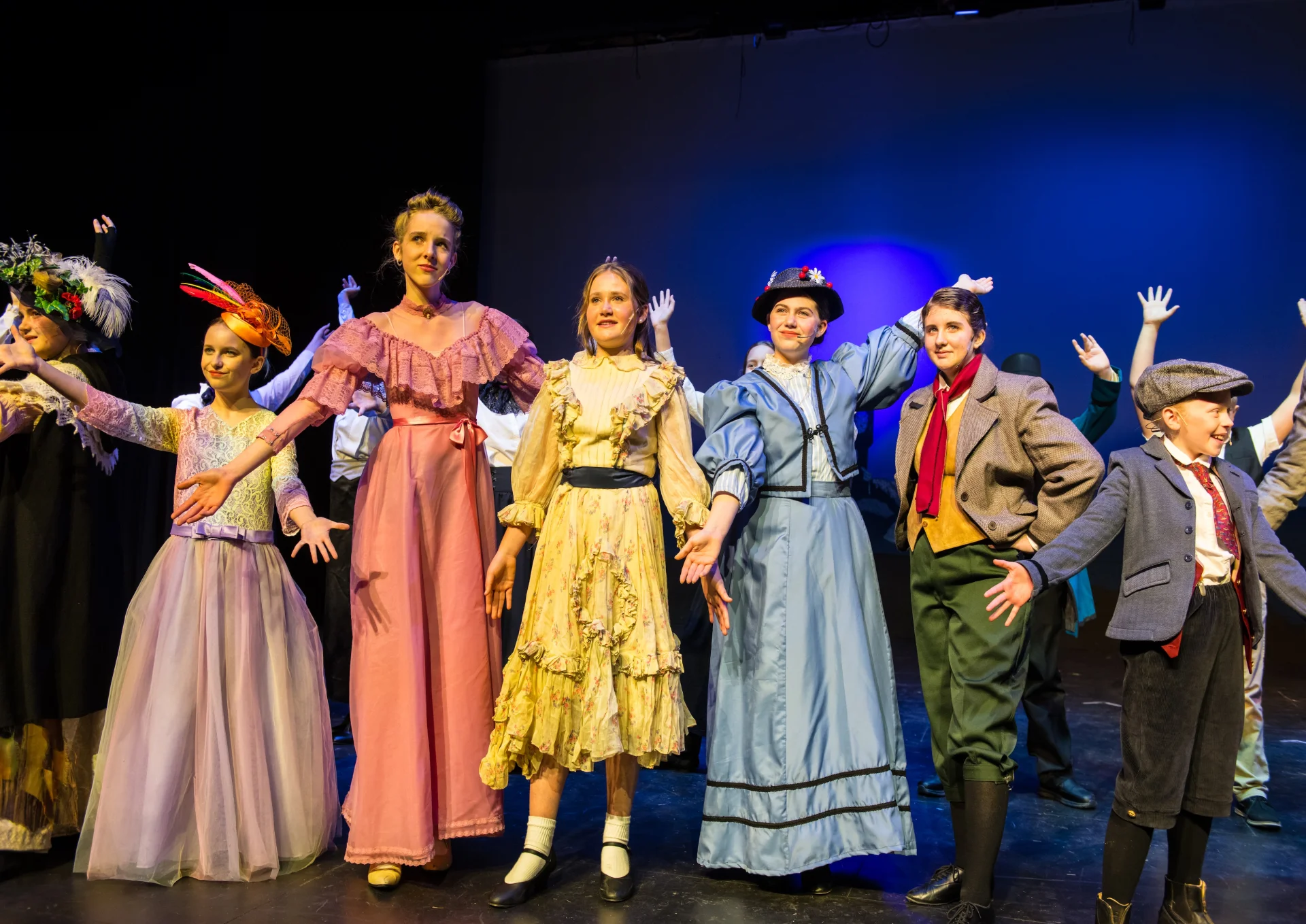 Poppins Pics (11 Of 20) 3 2.webp